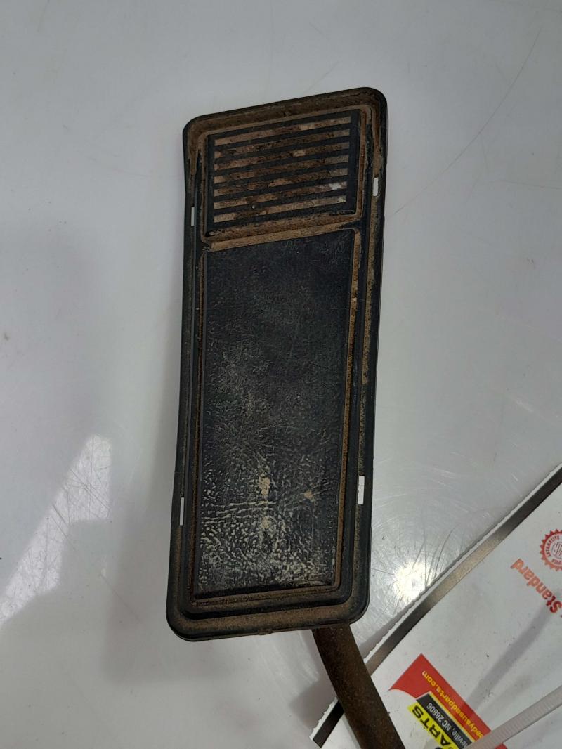 1995 Chevrolet Astro Pedal Assembly