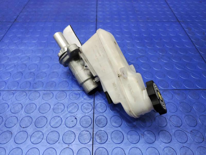 2019 Chevrolet Bolt Master Cylinder