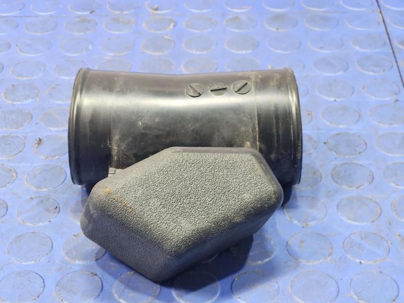 2010-2015 Toyota Prius 1.8L Engine Air Resonator #2 OEM 1789437010