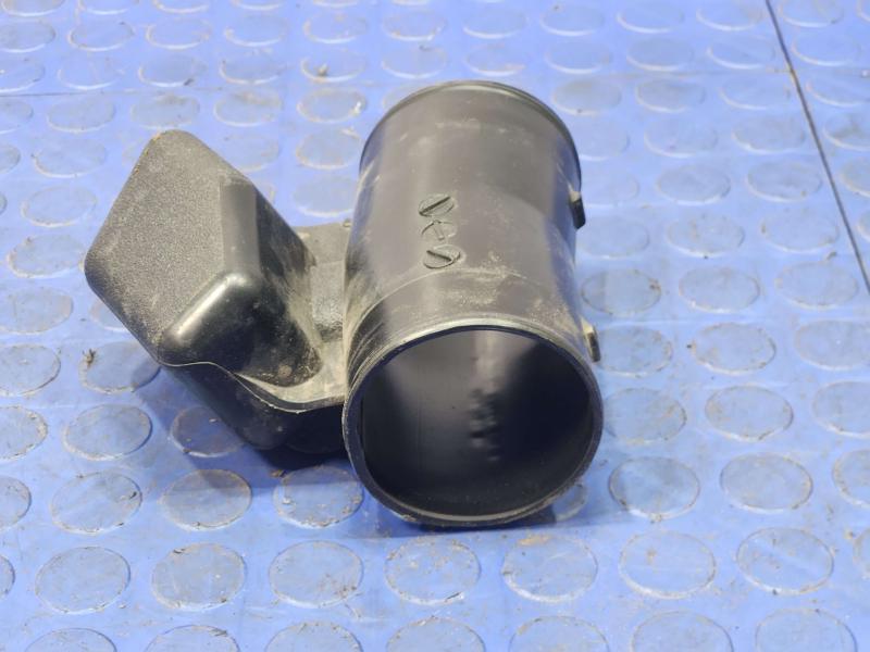 2010-2015 Toyota Prius 1.8L Engine Air Resonator #2 OEM 1789437010