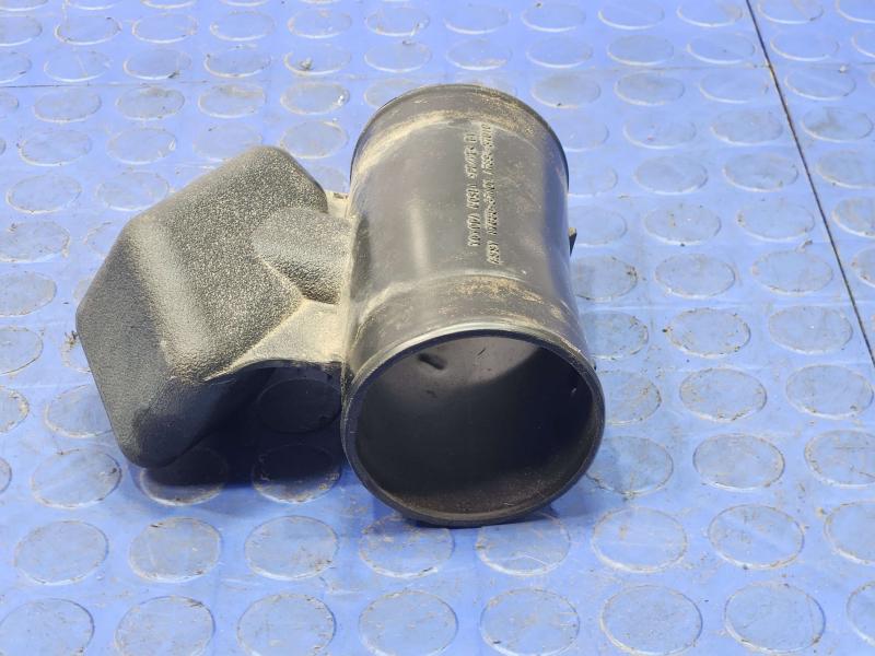 2010-2015 Toyota Prius 1.8L Engine Air Resonator #2 OEM 1789437010
