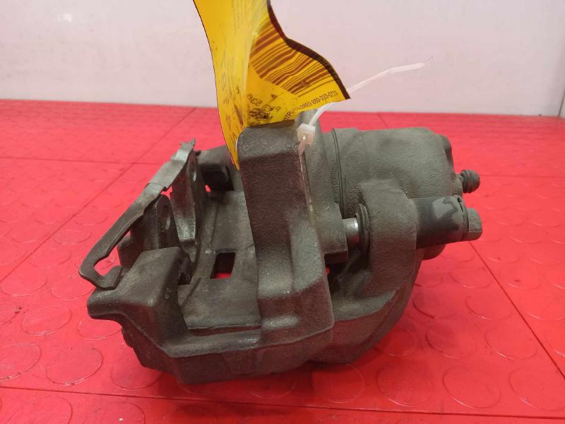 2013 Ford Fusion Caliper