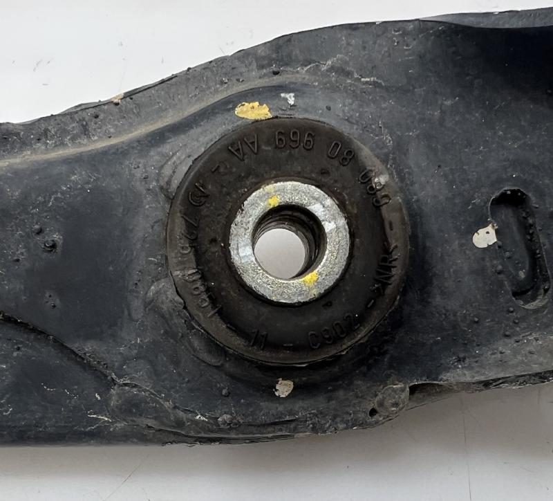 2013 - 2016 Dodge Dart Rear Lower Control Arm Left or Right Side OEM 68080590AE ,RH