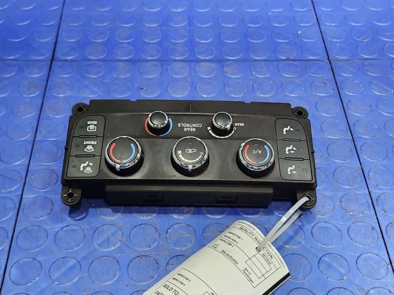 2012 Dodge Grand Caravan Heater A/C Control
