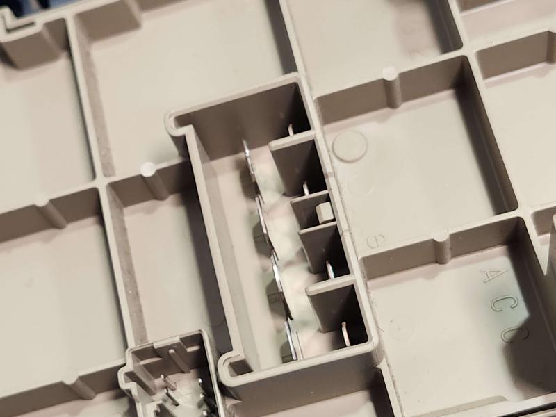 2011 Subaru Forester Cabin Fuse Box