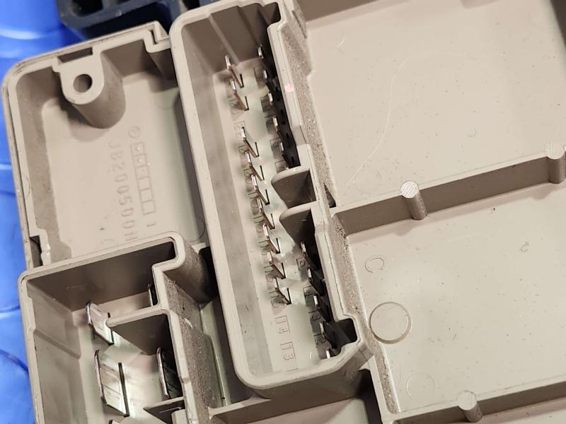 2011 Subaru Forester Cabin Fuse Box