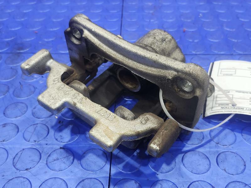 2018 Nissan Maxima Caliper