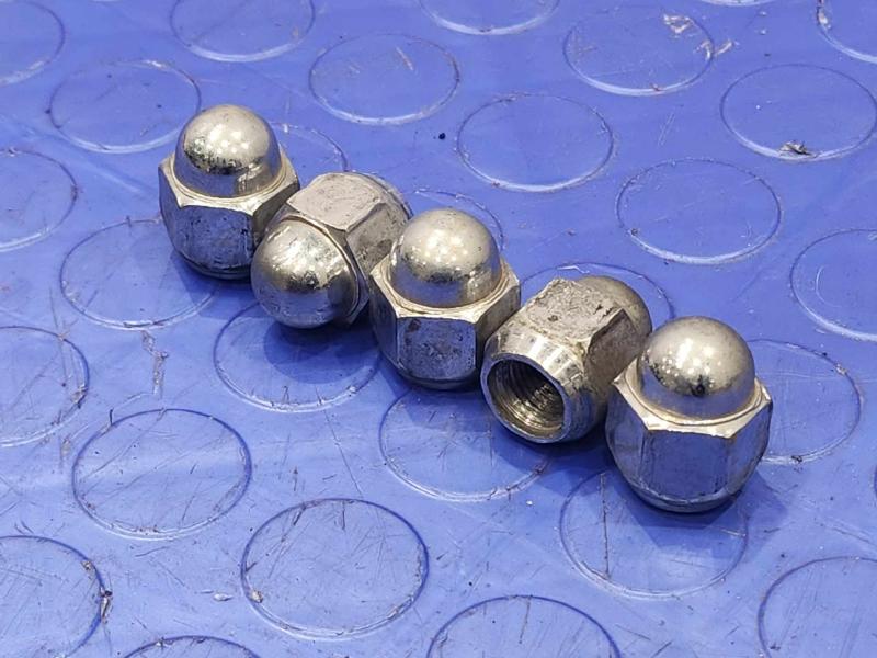 2018 Subaru Legacy Lug Nuts