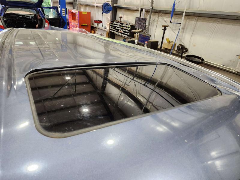 2018 Toyota Highlander Roof Glass (Glass Only)