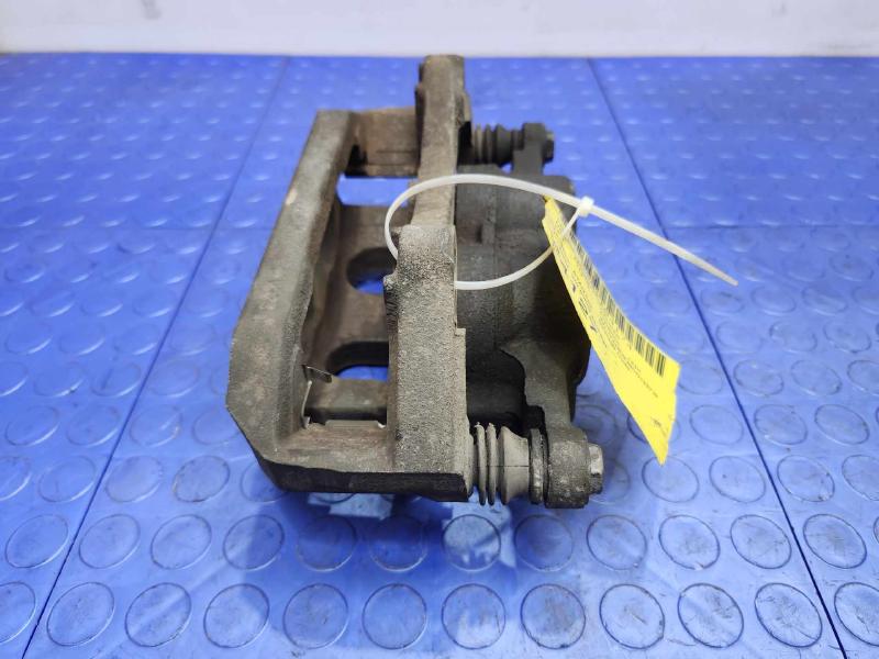 2013 Ford Taurus Caliper