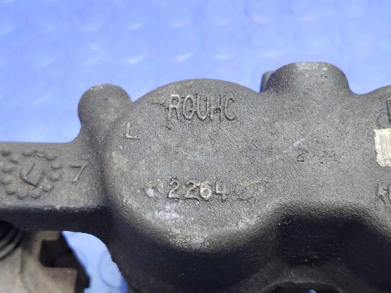2013 Ford Taurus Caliper