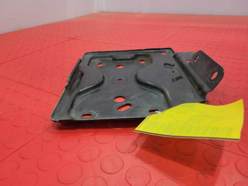 2008 Chevrolet Silverado 1500 Battery Tray