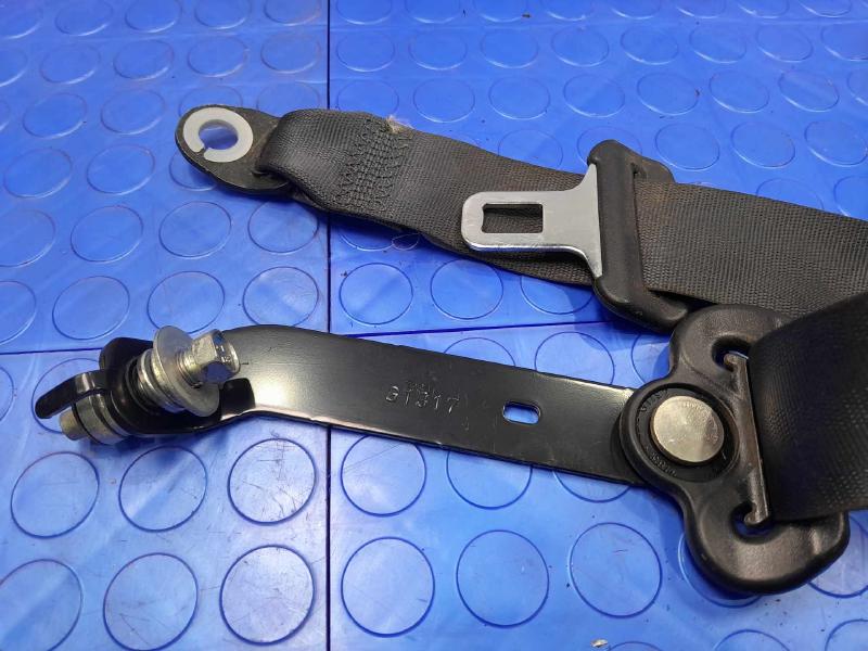 2008 Honda Fit Rear Seat Belt
