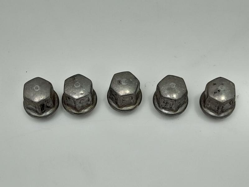2014 Chevrolet Caprice Lug Nuts