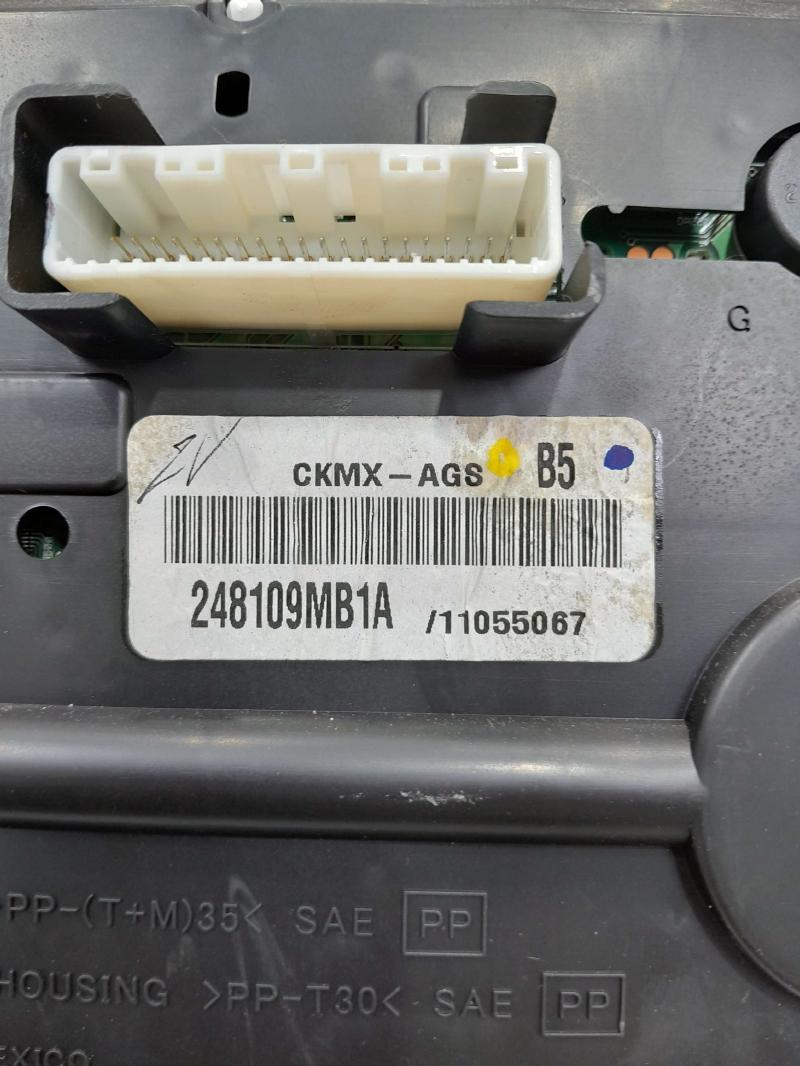 2015 Nissan Versa Speedometer