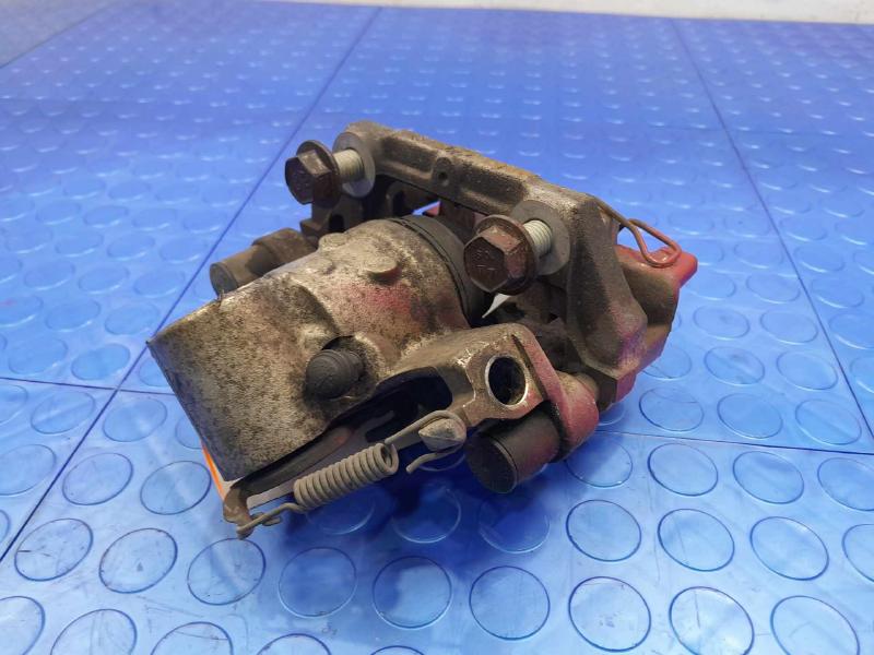 2007 Pontiac Solstice Caliper