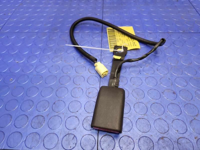 2015 Subaru Legacy Front Seat Belt