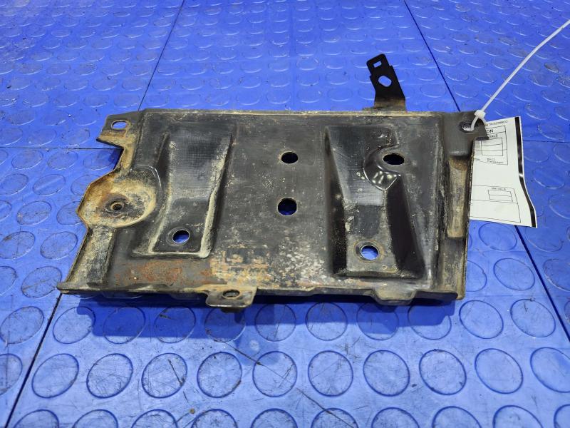 2013 Nissan Pathfinder Battery Tray