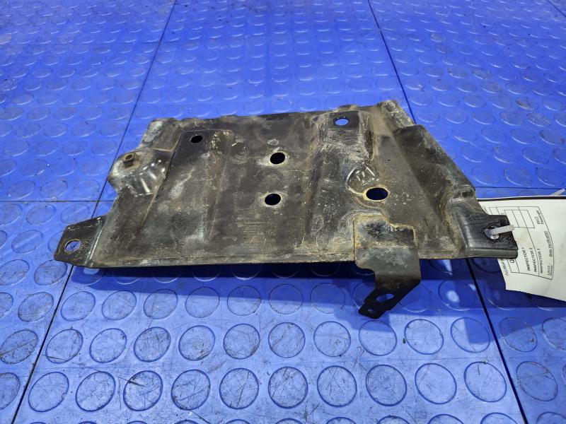 2013 Nissan Pathfinder Battery Tray