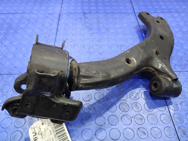 2008 Honda CR-V Lower Control Arm Front