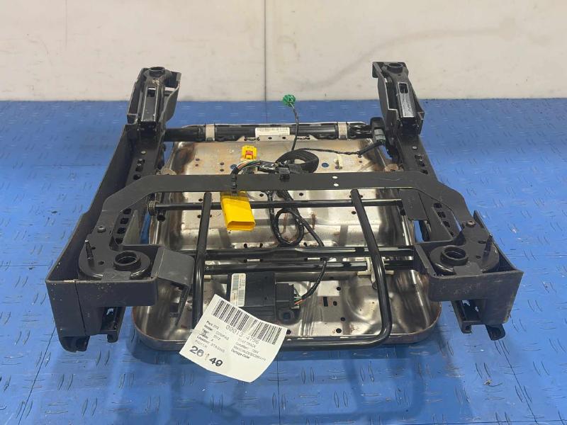 2012 Jeep Compass Seat Track