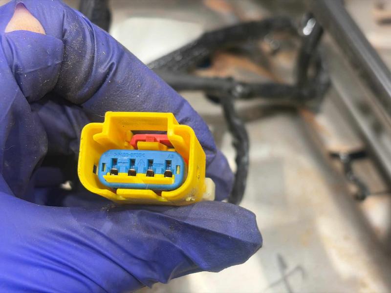 2012 Jeep Compass Seat Track