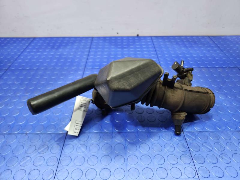 2002 Toyota Camry Air Intake Tube/Resonator
