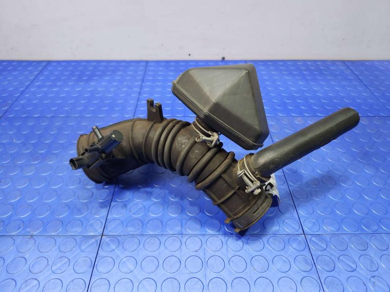 2002 Toyota Camry Air Intake Tube/Resonator