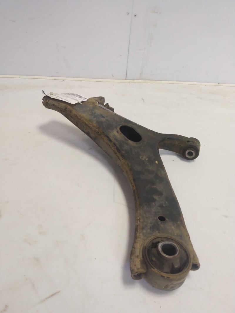 2009 - 2013 Subaru Forester Front Lower Control Arm RH Passenger Side OEM 20202SC001