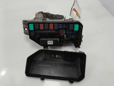 2009 - 2014 Acura TSX Fusebox Engine Compartment 2.4L Auto Trans Sedan OEM 32120TL2A12