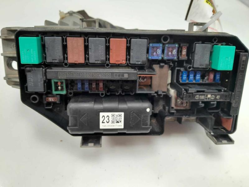 2009 - 2014 Acura TSX Fusebox Engine Compartment 2.4L Auto Trans Sedan OEM 32120TL2A12
