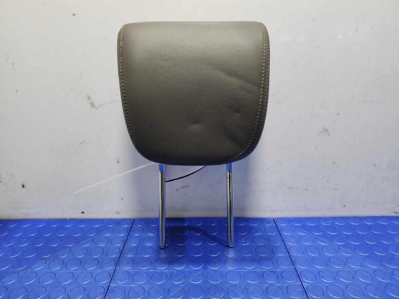 2013 Hyundai Santa Fe Headrest