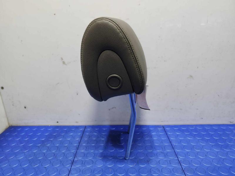 2013 Hyundai Santa Fe Headrest