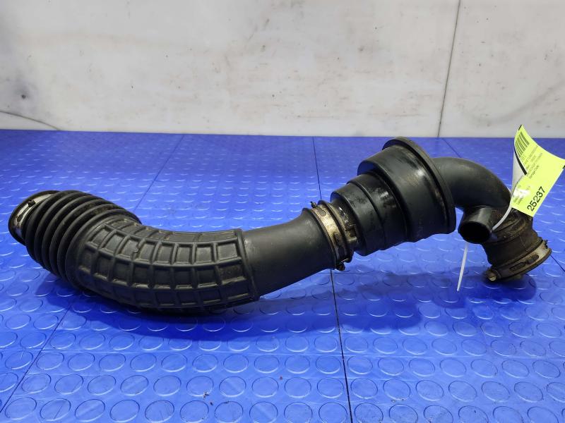 2019 Chevrolet Express 2500 Air Intake Tube/Resonator
