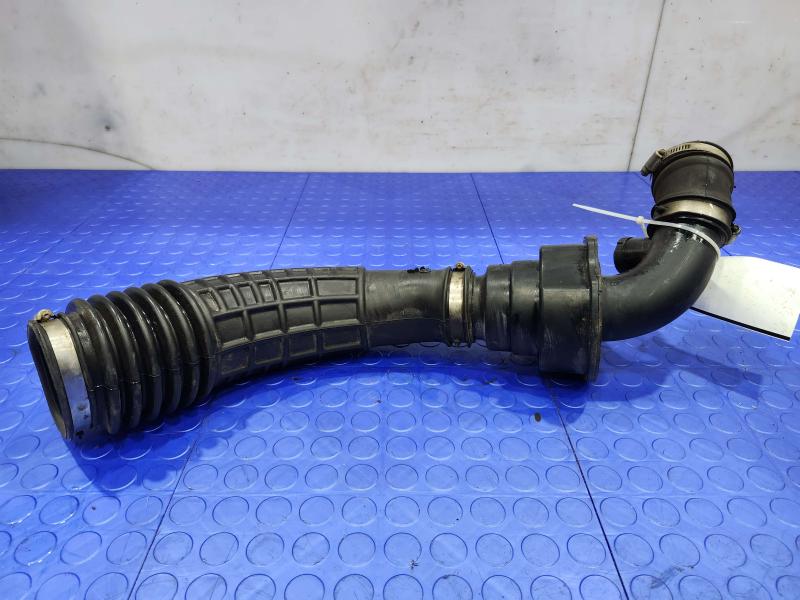 2019 Chevrolet Express 2500 Air Intake Tube/Resonator