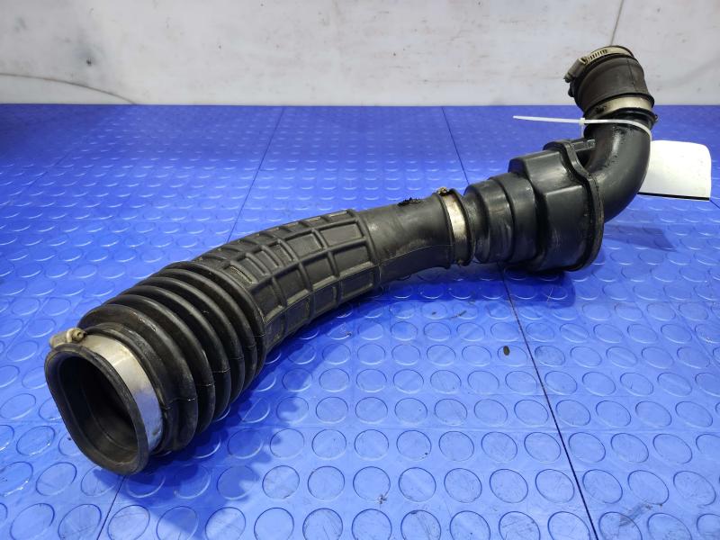 2019 Chevrolet Express 2500 Air Intake Tube/Resonator