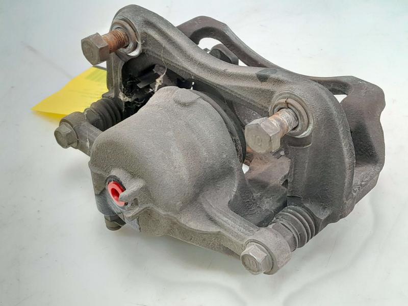 2011-2016 Hyundai Elantra Front Caliper Right Passenger Side OEM 581903XA20,RH