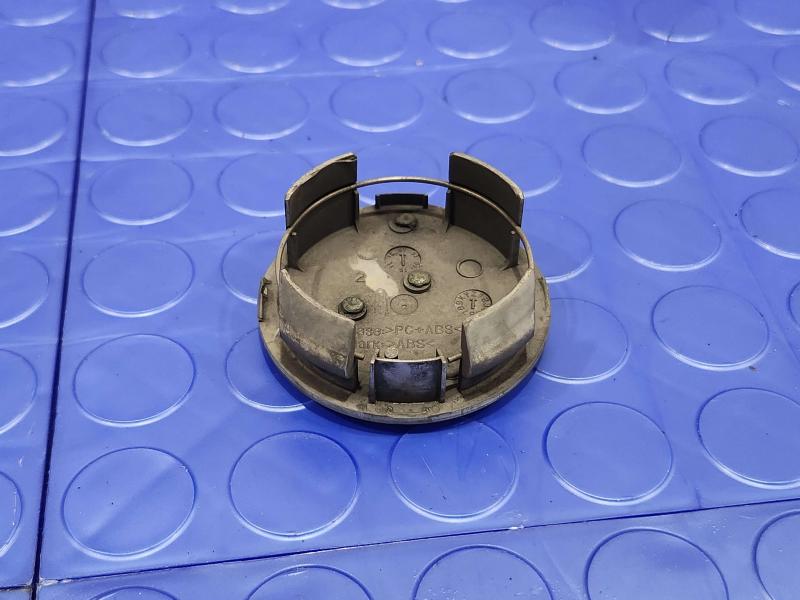 2008 Lexus LS 460 Center Cap