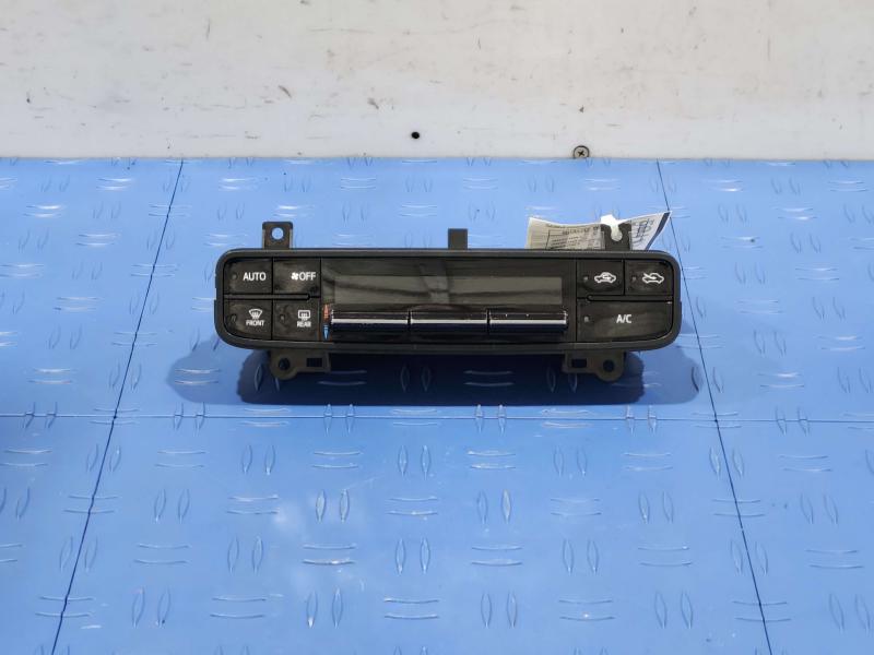 2017 Toyota Corolla Heater A/C Control