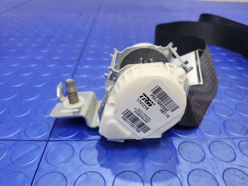 2012 Jeep Liberty Rear Seat Belt