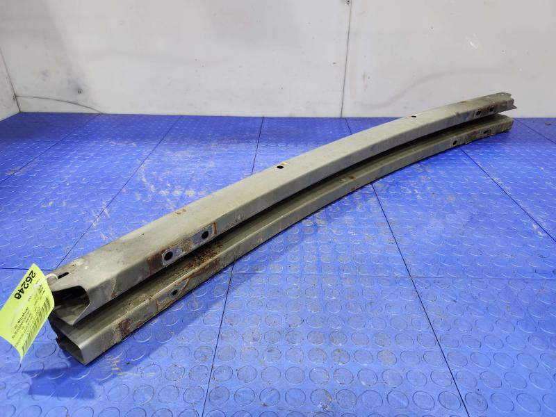 2013 Chrysler 300 Rear Bumper Reinforcement
