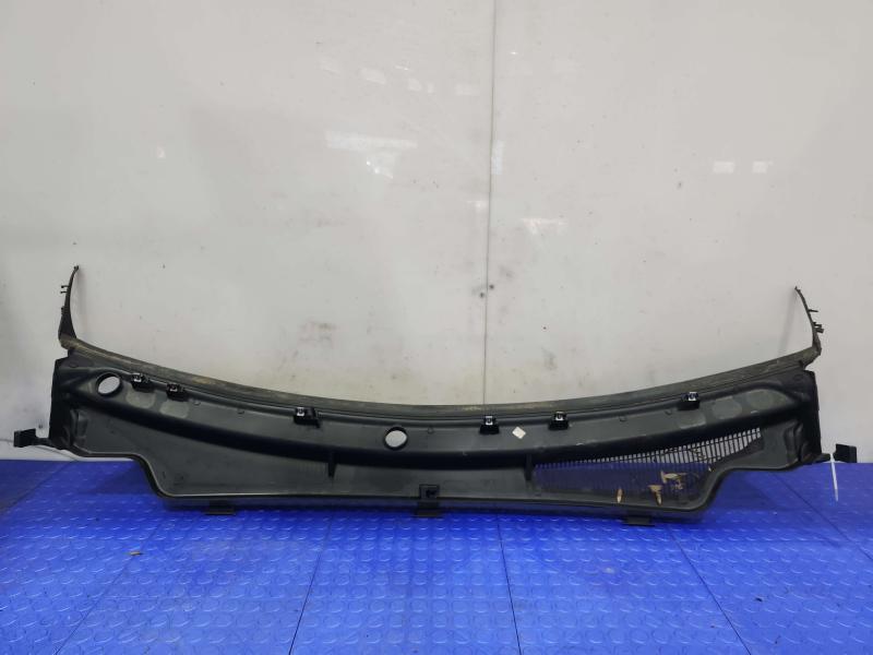2011-2015 Jeep Grand Cherokee Cowl Panel Top Cover Air Inlet OEM 55079197AH