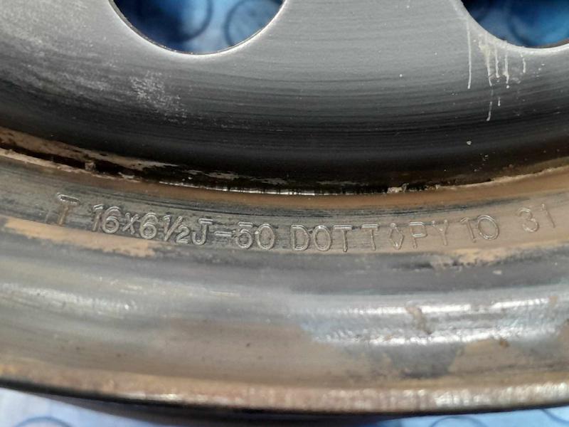 2013 Ford Fusion Wheel