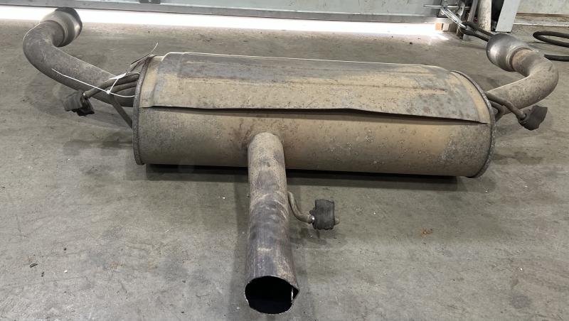 2010 GMC Terrain Muffler