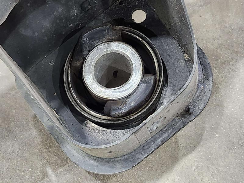 2015 Ford Fusion Crossmember/Cradle/Undercarria