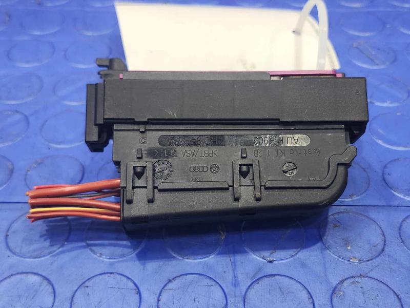 2017 Audi Q7 Cabin Fuse Box
