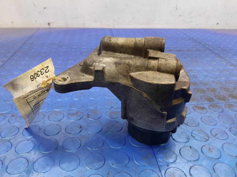 2010 Toyota Corolla Oil Filter Housing