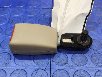 2015 Jeep Grand Cherokee Rear Seat Belt