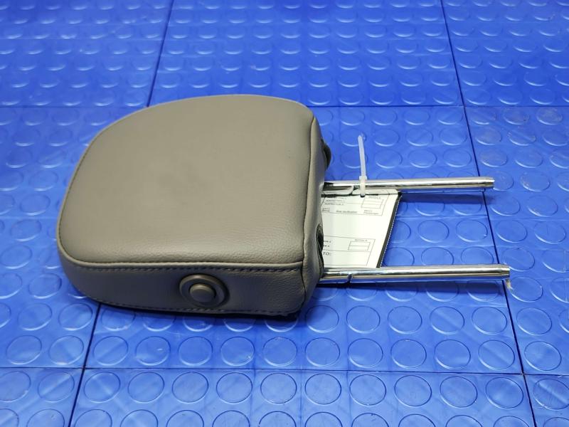 2015 Ford F-150 Headrest