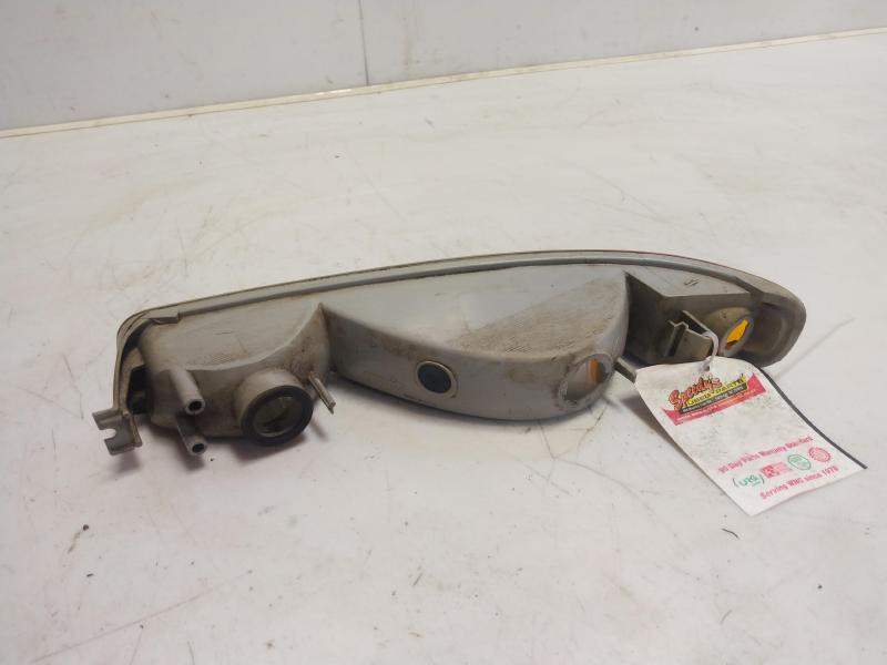 2002 GMC Sierra 2500 Fog/Mark/Park/Turn Light/Lamp